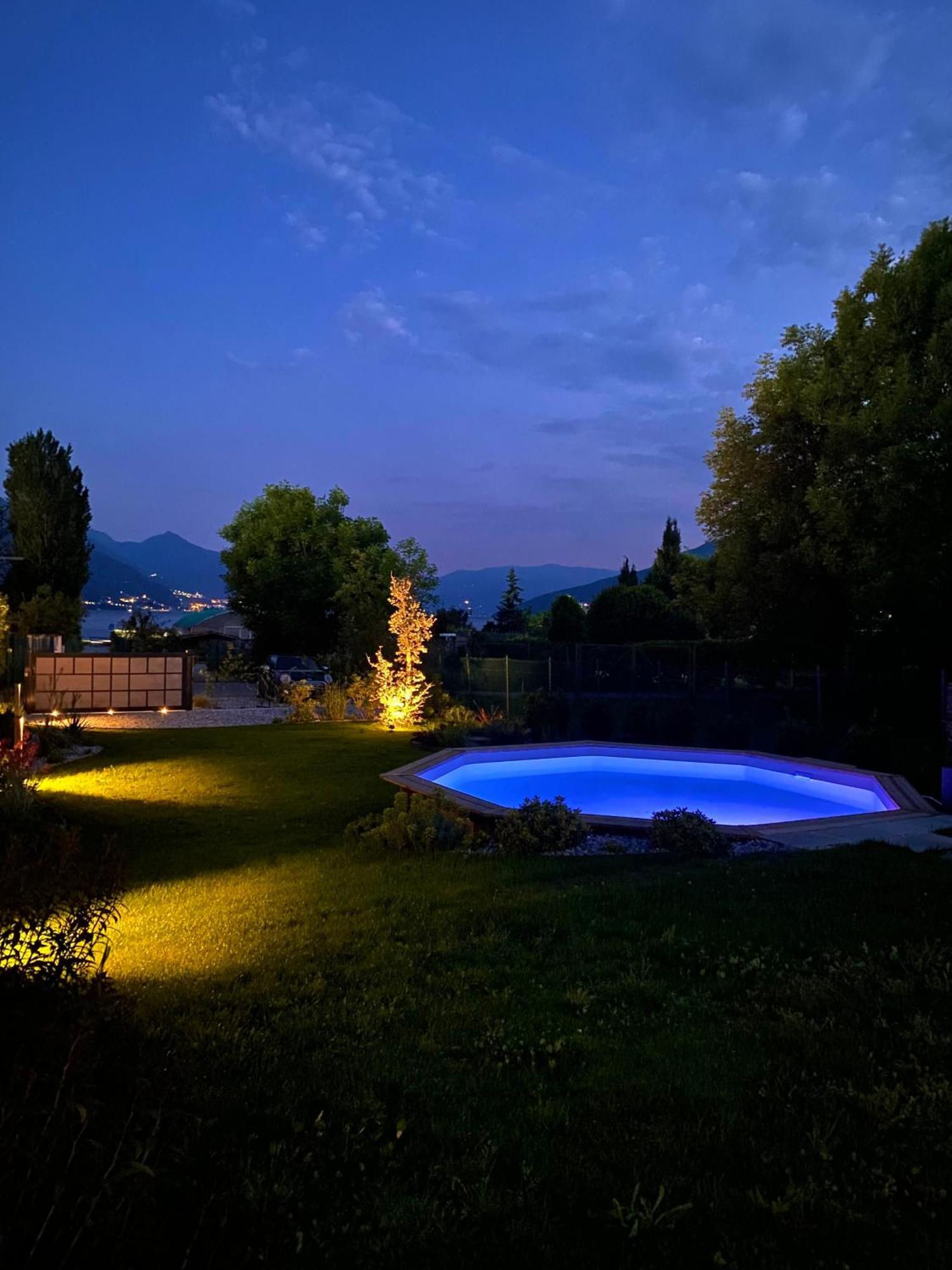 Villa Larius 赫拉弗多纳 外观 照片