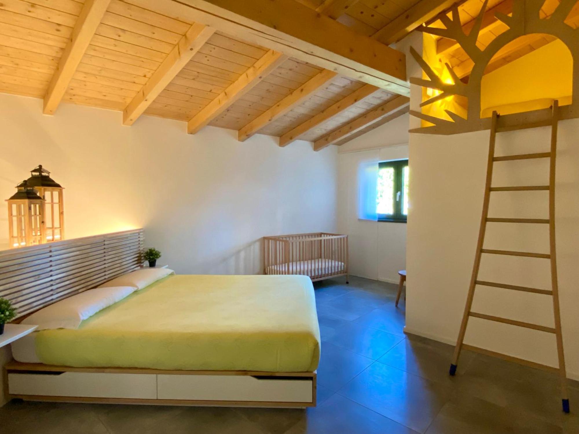 Villa Larius 赫拉弗多纳 外观 照片