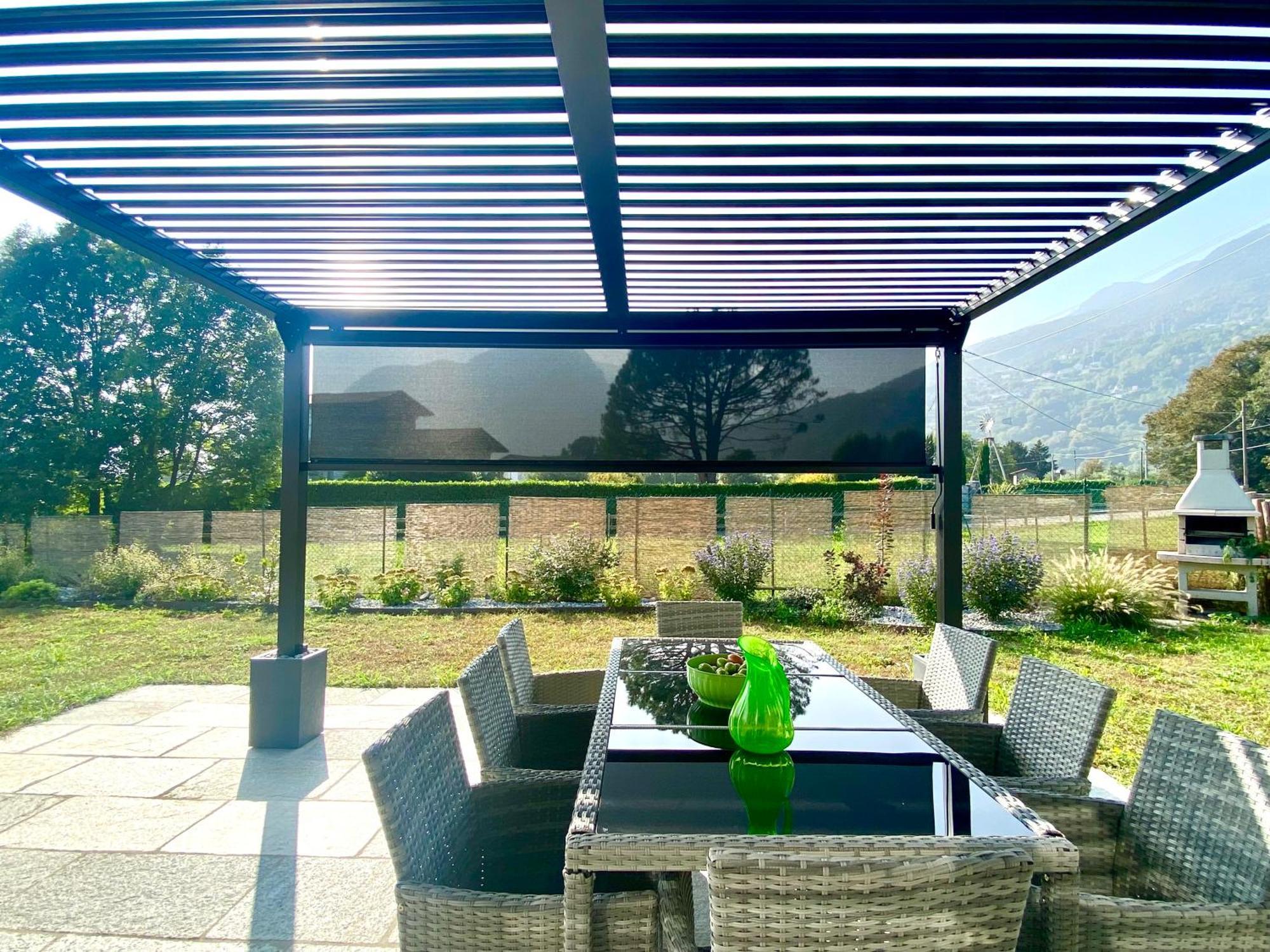 Villa Larius 赫拉弗多纳 外观 照片
